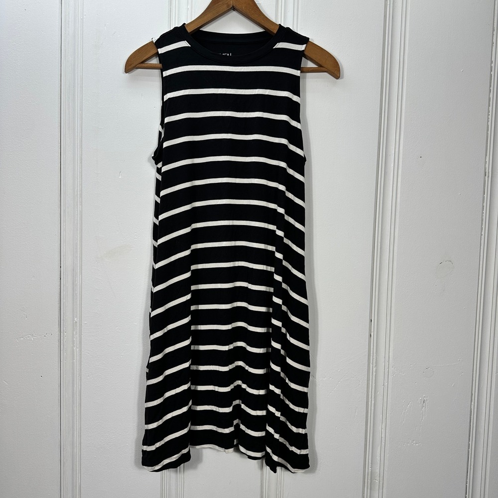 Time and Tru Swing Dress Womens L Black White Striped Excellent Sleeveless Knit